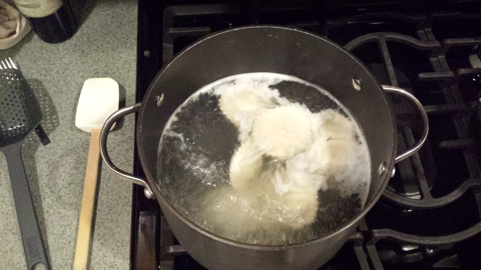 Here are our ravioli cooking. Notice that they float as they get ready.