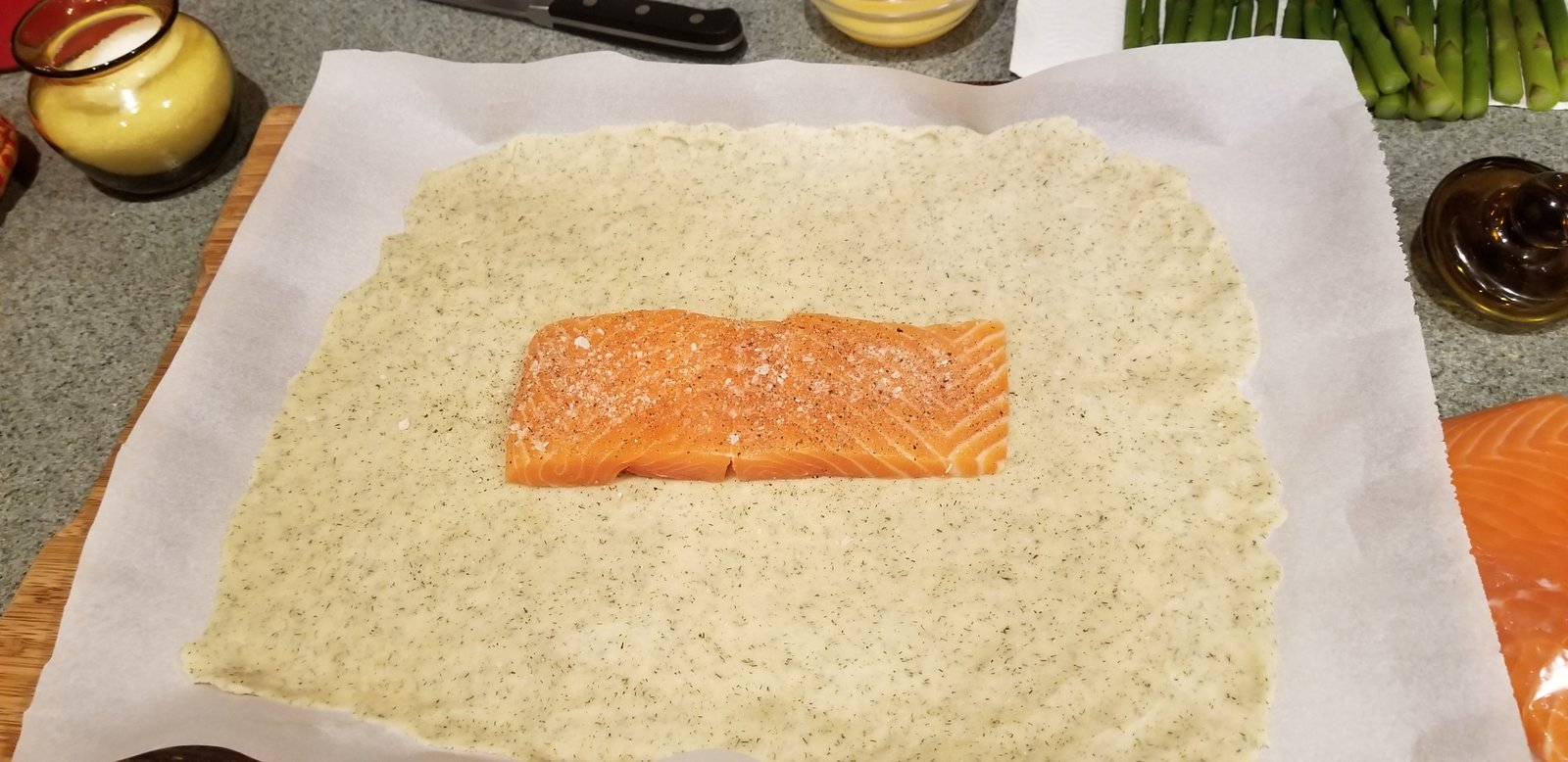 Salmon on pate brisee